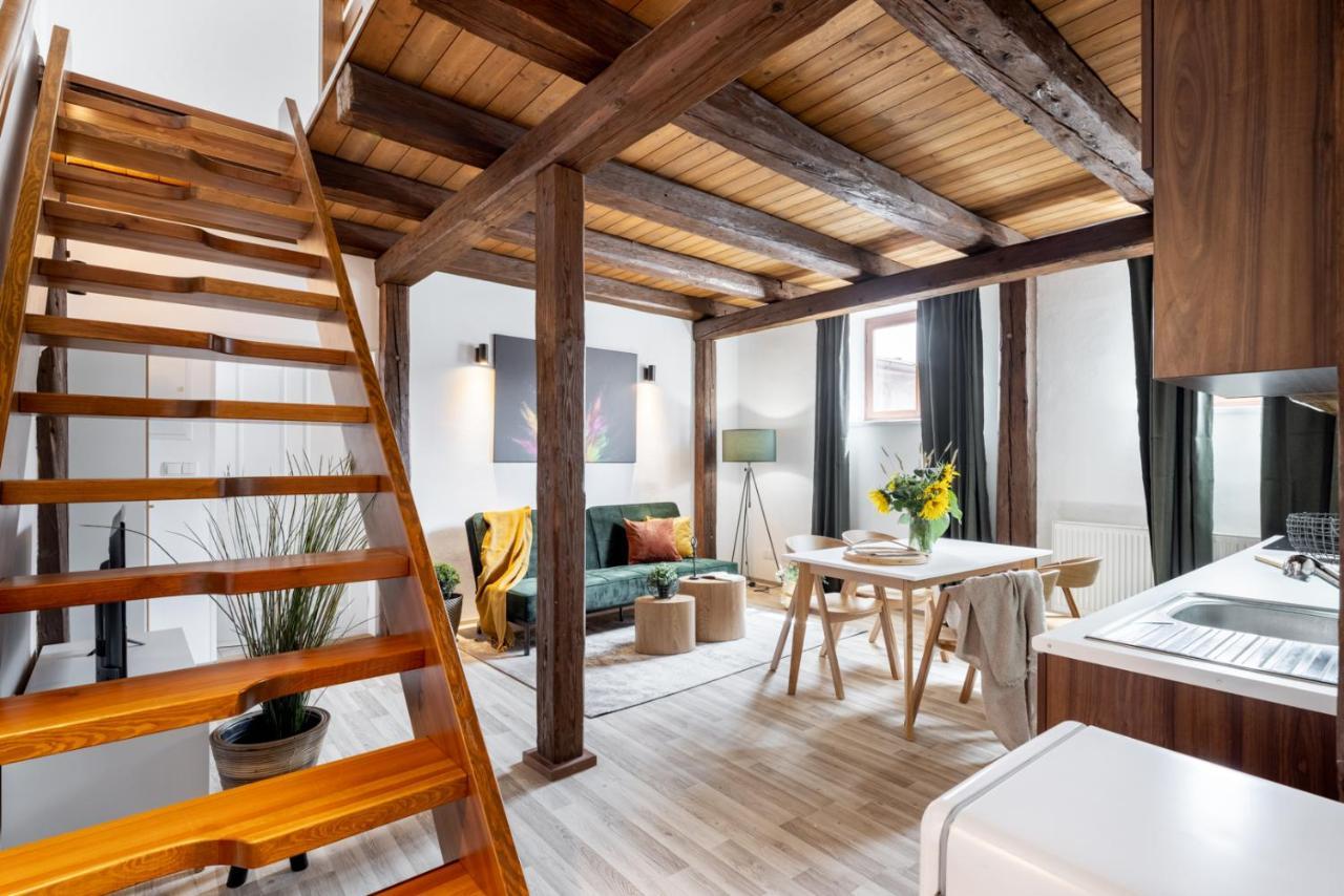 Wine & Bike City Tower Apartments Znojmo Exterior photo